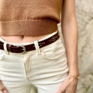 Cintura in vera pelle borchiata marrone