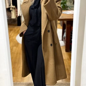Cappotto over cammello