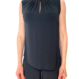 Top smanicato girocollo