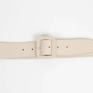 Tensione in - Cintura in pelle con fibbia rettangolare rivestita