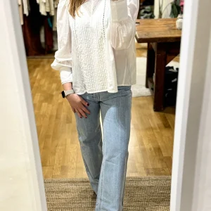 Denim taglio dritto sfrangiato al fondo