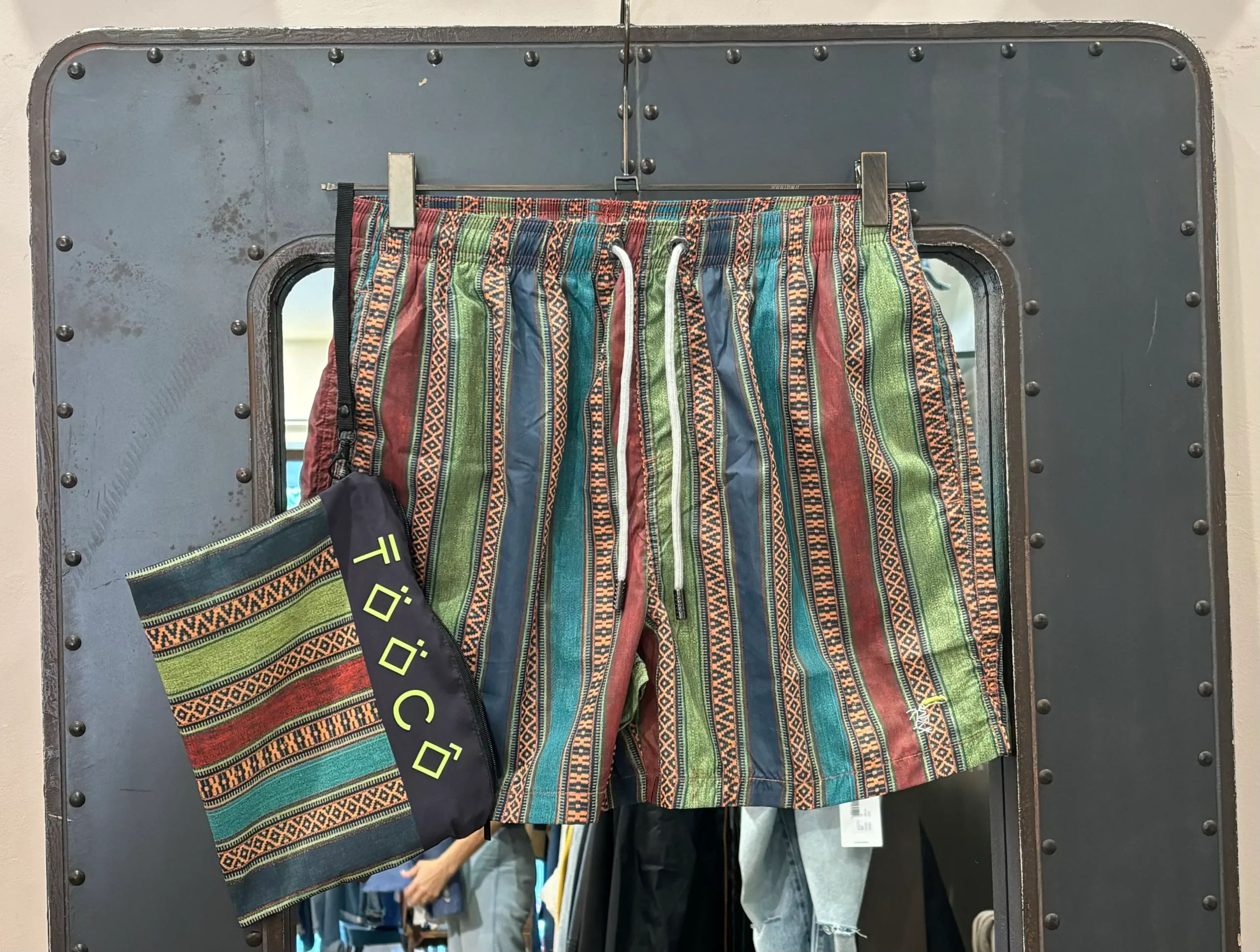 COSTUME BYRON BAY - TOOCO