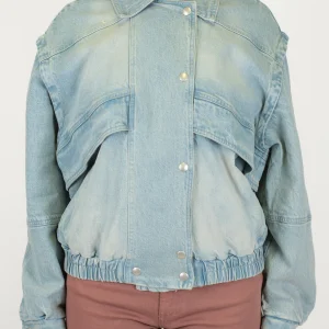 Tensione in - Bomber in denim lavaggio chiaro con elastico sul fondo e chiusura con ciappe